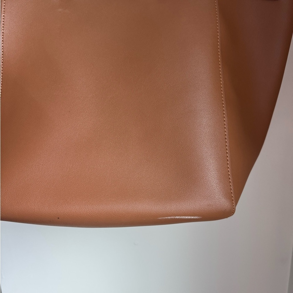Moda Luxe Dutchess Tote Vegan Leather - Picture 9 of 9